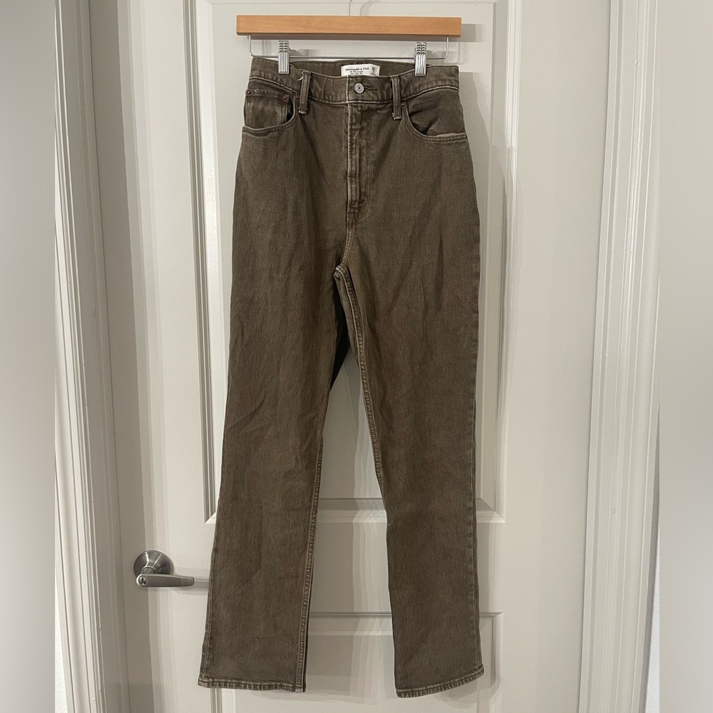 Abercrombie & Fitch Straight Leg Jeans — Olive Brown